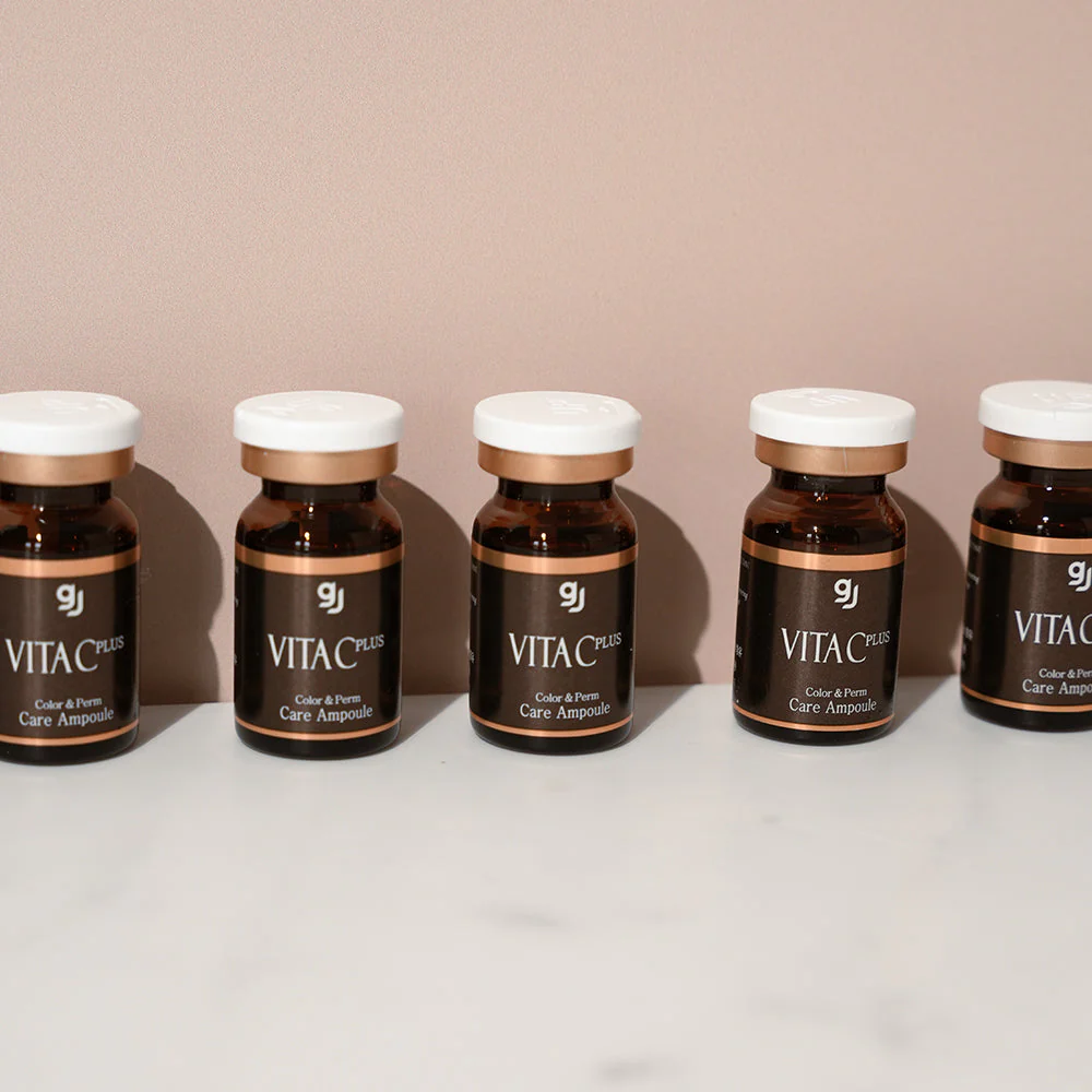 NK Goldilocks Vita C Plus Color Care Ampoule 12x8ml - Image 4